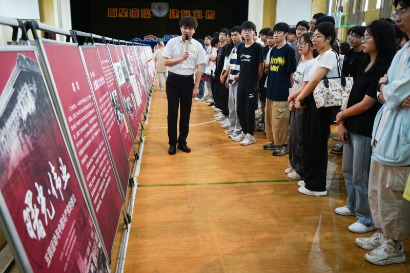 【团学风采】我校组织开展“红岩青年学——永远的‘新青年’”主题宣讲